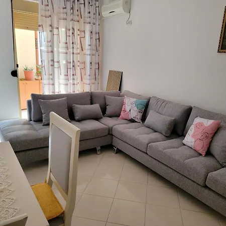 Rent Pleasent Apartment *